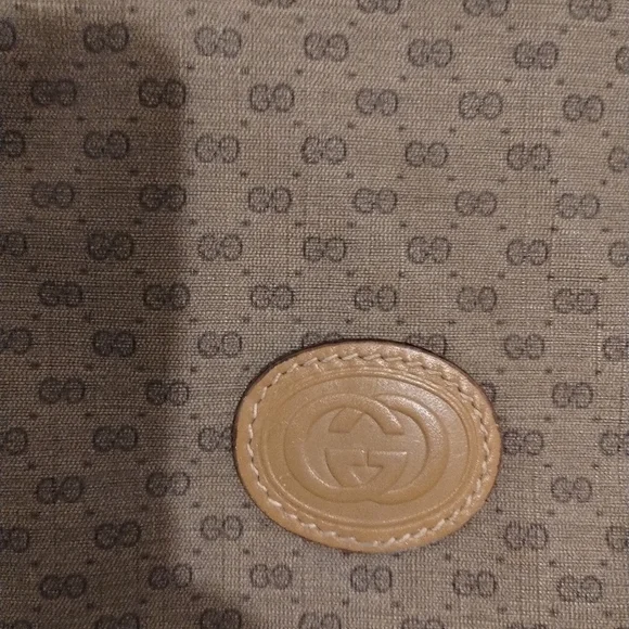 Gucci - Picture 10 of 12